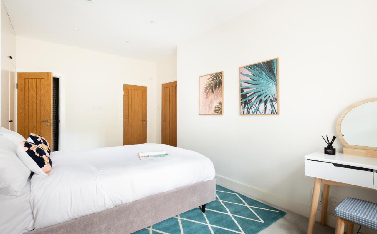 Apartmán The Chelsea Arms - Bright 3Bdr With Garden & Private Parking Londýn Exteriér fotografie