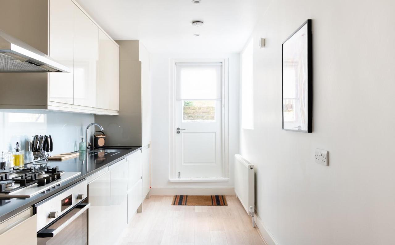 Apartmán The Chelsea Arms - Bright 3Bdr With Garden & Private Parking Londýn Exteriér fotografie