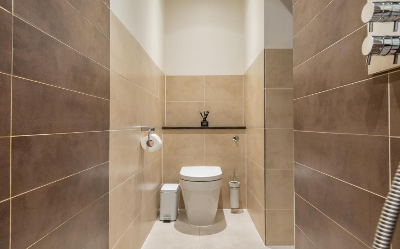 Apartmán The Chelsea Arms - Bright 3Bdr With Garden & Private Parking Londýn Exteriér fotografie